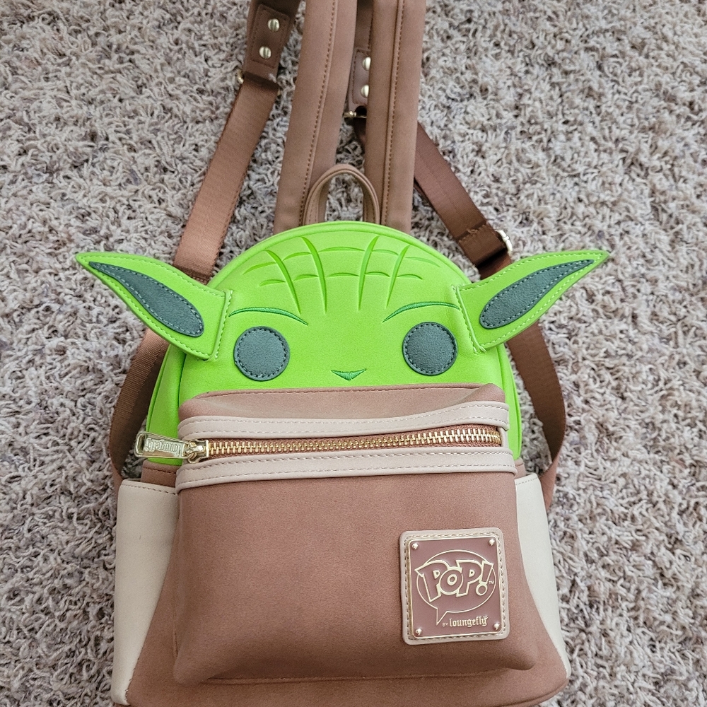 Loungefly PoP baby yoda backpack